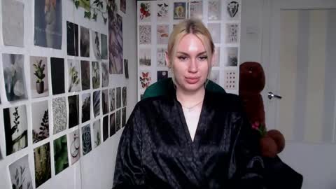 Capricious Scorpio Afa online show from April 2026 01:23:01 PM