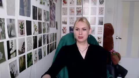 Capricious Scorpio Afa online show from April 2026 01:17:01 PM