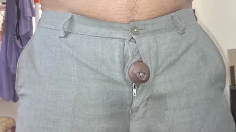 Snapshot of captain_juicyprecum chatting on December 2024 08:47:01 AM captian juicyprecum online show from December 2024 08:47:01 AM