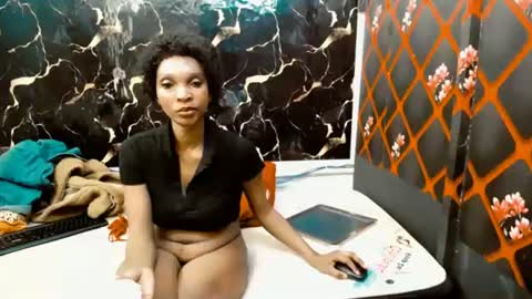 Snapshot of caramelminxx_ chatting on June 2026 07:29:02 AM caramelminxx_ online show from June 2026 07:29:02 AM