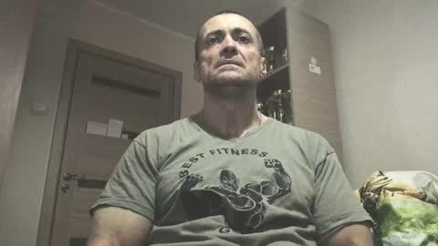 Laz online show from October 2025 09:35:02 PM