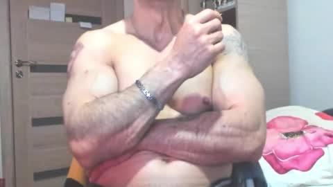 Laz online show from November 2025 03:08:02 AM