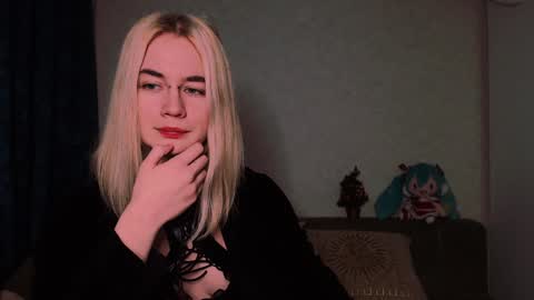 Carin online show from February 2025 02:00:01 AM