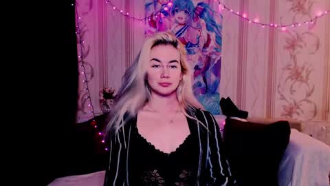Snapshot of carinfox chatting on June 2026 03:07:01 AM Carin online show from June 2026 03:07:01 AM