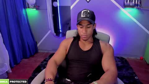 Snapshot of carl_smithh chatting on December 2024 07:05:01 AM Carl online show from December 2024 07:05:01 AM