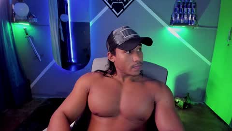 Snapshot of carl_smithh chatting on February 2025 05:10:01 AM Carl online show from February 2025 05:10:01 AM