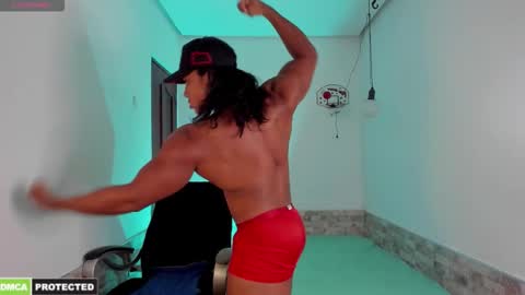 Carl online show from December 2025 10:04:02 PM