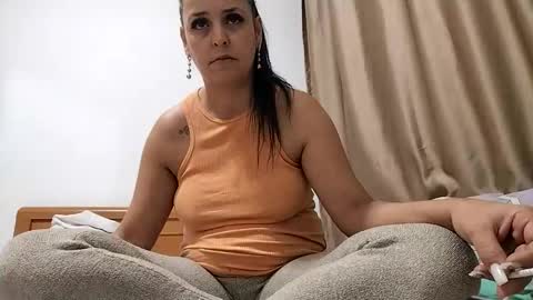 Snapshot of carlasweet00 chatting on November 2025 02:24:02 AM carlasweet00 online show from November 2025 02:24:02 AM