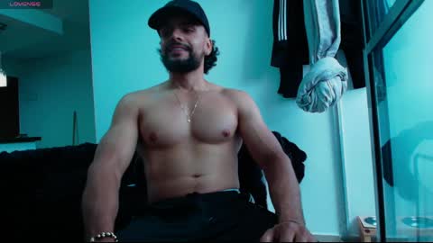 sebasfit online show from April 2026 08:51:01 PM