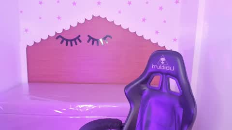 CARLYE   online show from September 2025 03:06:02 AM