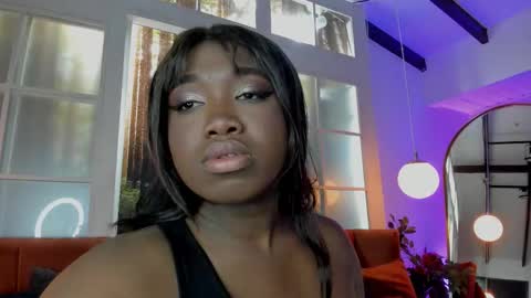 Snapshot of carliemoss chatting on October 2025 07:33:02 PM online show from October 2025 07:33:02 PM