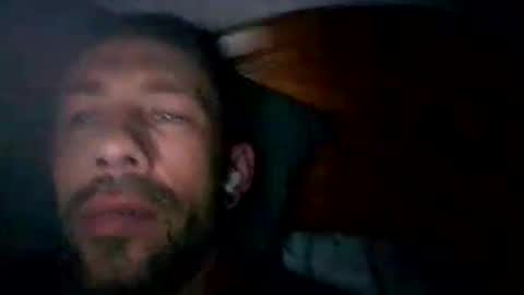 carlosrm440882 online show from April 2026 11:44:01 PM