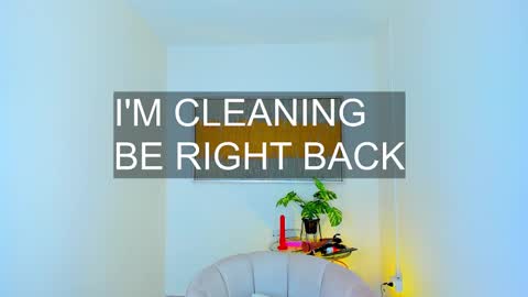 Snapshot of carlota_peach chatting on February 2025 09:00:02 AM Andrea online show from February 2025 09:00:02 AM