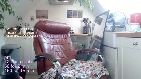 Carly Pearls online show from March 2025 08:08:01 AM