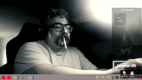 Snapshot of carmelo_devitto chatting on April 2026 08:39:02 AM soy Batman online show from April 2026 08:39:02 AM