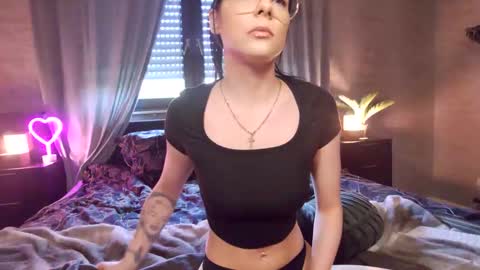 Snapshot of carmen_monroe chatting on October 2025 07:45:02 AM Luci online show from October 2025 07:45:02 AM