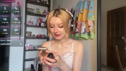 Elina online show from July 2026 07:22:01 AM