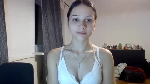 CarmenxAmore online show from December 2025 09:31:02 PM