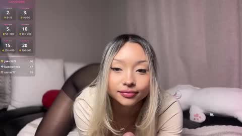 carmenxrose online show from November 2025 01:31:01 AM