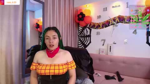 Caro Fisher online show from November 2025 01:13:02 PM