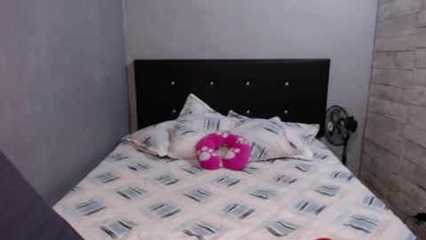 Snapshot of caro_milf_ chatting on April 2026 10:42:01 AM Caro milf online show from April 2026 10:42:01 AM