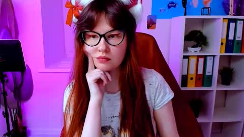 Snapshot of carol_carmen chatting on October 2025 06:06:01 PM Carol online show from October 2025 06:06:01 PM