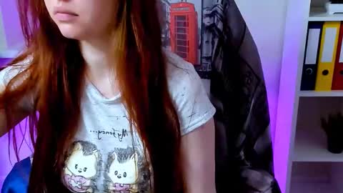Snapshot of carol_carmen chatting on October 2025 09:56:01 PM Carol online show from October 2025 09:56:01 PM