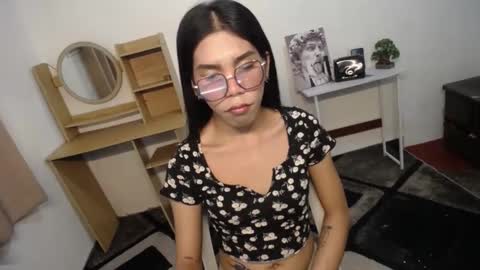 Carolina online show from December 2024 08:16:02 AM