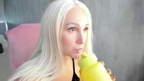 Snapshot of carol_may_ chatting on September 2025 05:18:02 AM carol_may_ online show from September 2025 05:18:02 AM