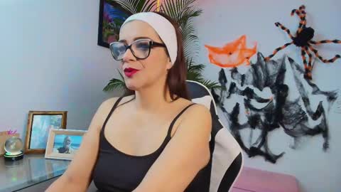 CAROL online show from October 2025 11:00:02 AM