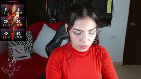 Caroline online show from May 2026 01:51:01 PM