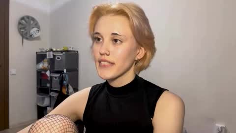 Call me Carol online show from December 2025 04:36:01 PM