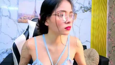 Snapshot of carolina11_pm chatting on July 2026 12:46:01 AM CAROLINA online show from July 2026 12:46:01 AM