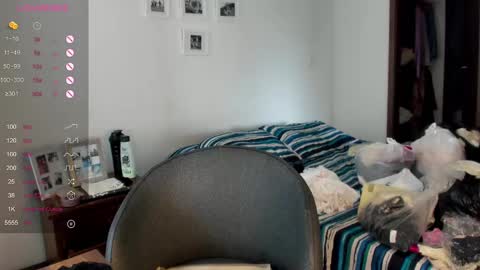 carolina_zaens online show from February 2025 05:29:01 PM