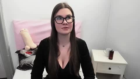 CarolineAmore online show from March 2026 04:13:02 PM