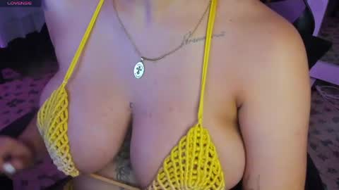 CarolineeGarcia online show from April 2026 10:44:01 AM