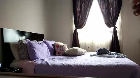 carrilez online show from November 2025 07:19:01 PM