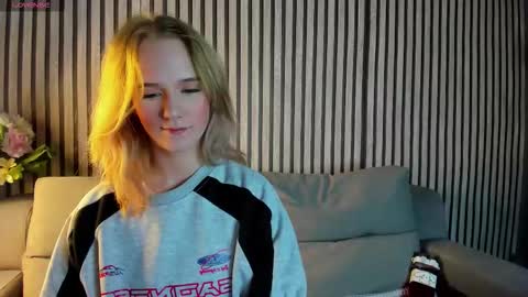 Casey sweeet online show from September 2025 08:08:01 AM