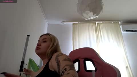 Snapshot of caseyrobbinss chatting on September 2025 06:01:02 AM Casey Robbins online show from September 2025 06:01:02 AM