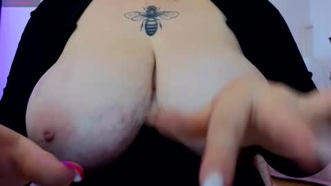 Snapshot of caseyrobbinss chatting on October 2025 07:07:02 AM Casey Robbins online show from October 2025 07:07:02 AM