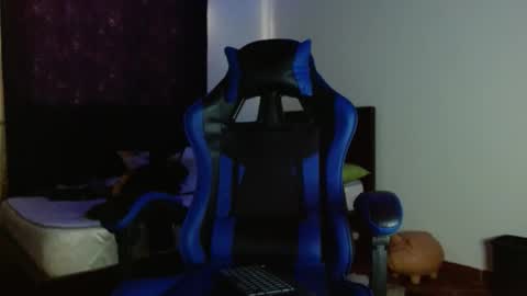 Snapshot of cash_master_san chatting on December 2025 06:02:01 PM Cash Master San online show from December 2025 06:02:01 PM