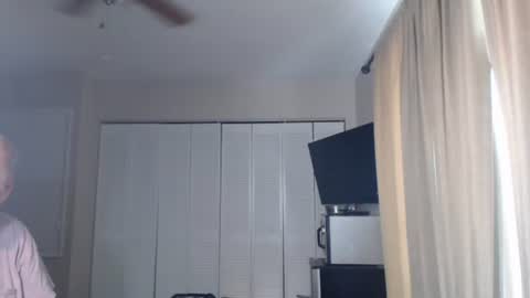CasinoCam online show from November 2025 03:33:01 PM