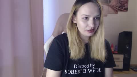 Casey Chris online show from February 2026 01:18:02 PM