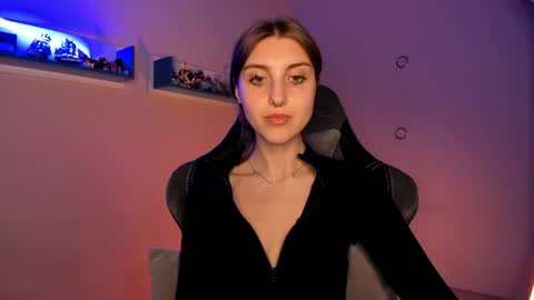 Seductress Cassia  FINDOM AND SADISM  NO NUDE online show from February 2025 06:53:01 PM