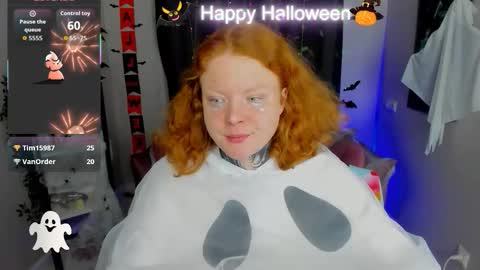 Cassie online show from October 2025 09:49:02 PM