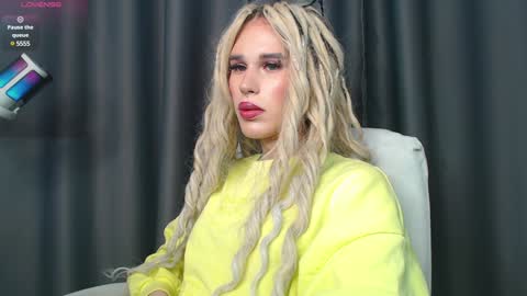 Cassie online show from January 2025 04:50:02 PM