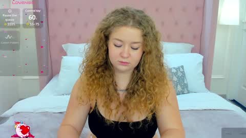 Curly online show from January 2025 12:17:02 PM