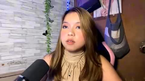 Adeline online show from July 2026 03:16:01 PM