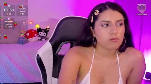 Paula  online show from September 2025 02:13:02 AM