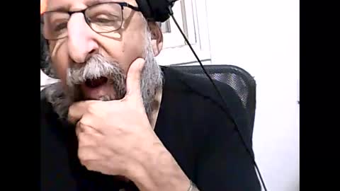 Snapshot of casual53 chatting on January 2025 04:39:02 AM casual53 online show from January 2025 04:39:02 AM
